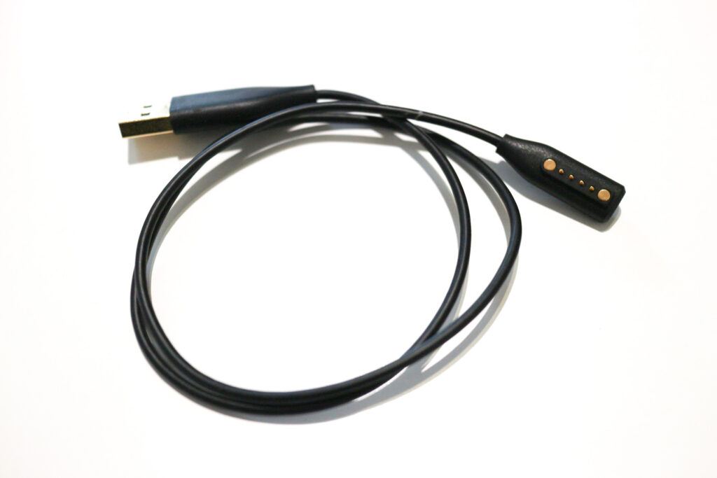 Bose Frames Sopranoの充電ケーブル