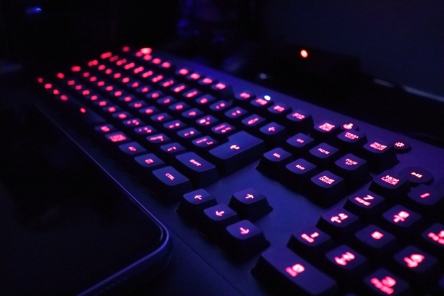 ゲーミングキーボード