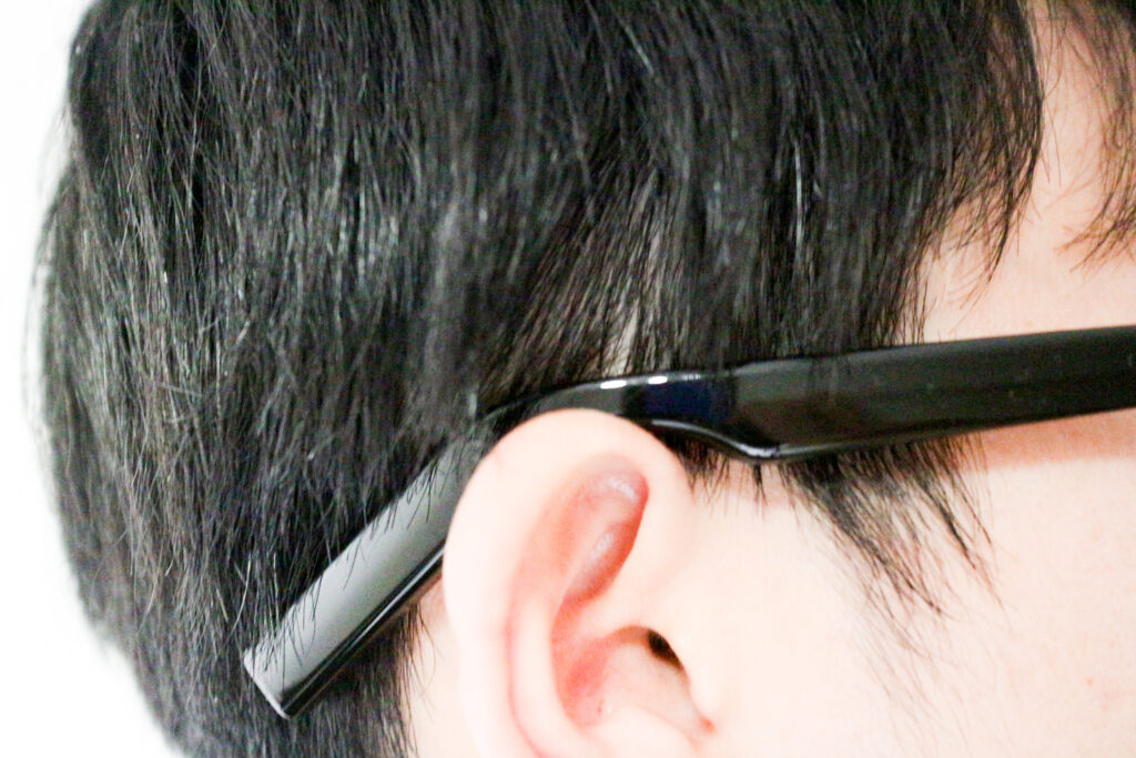 HUAWEi Eyewearを装着