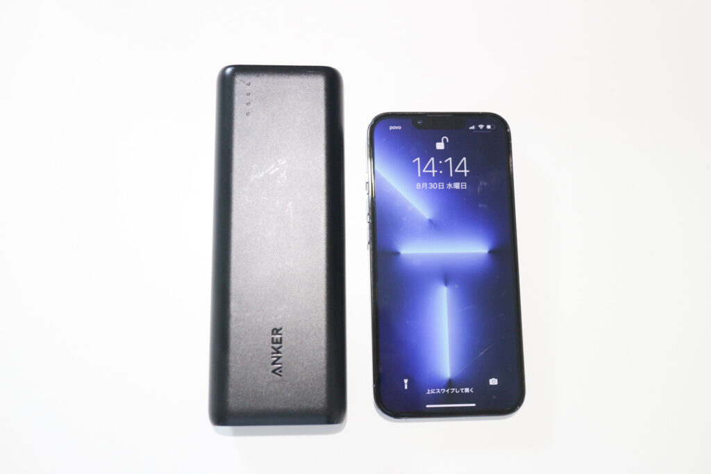 Anker PowerCore 20100とiPhone 13 Pro